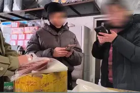 询问鱼粉是否用高汤 商家竟发笑
郑州食膳派供应店：完全不用自己熬高汤#315 #无语 #添加剂视频封面