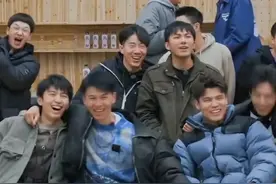 #十个勤天在直播间找总裁进货 后陡门企业文化出门不捡东西就算丢视频封面