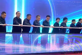 1月18日，常德柳叶湖龙翔低空飞行营地开营首飞
制作：毛天锡视频封面
