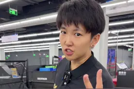20天让你从发球小白变成发球高手逆旋转发球 宝子们，今天来给大家分享超实用的乒乓球逆旋转发球技巧，学会这招，让对手接球接到怀疑人生！逆旋转发球可是个大杀器，它诞生于上世纪 90 年代末，由欧洲运动员布热夫斯基发明。这发球方式隐蔽性强，旋转强度大，变化多端，让对手难以抢攻，而且咱们正反手发力都能轻松驾驭～#乒乓球 #乒乓球发球教学 #祖丽乒乓球视频封面