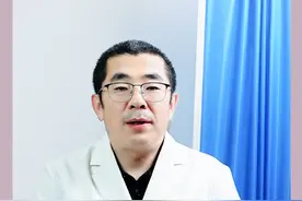 私密小痘痘咋回事儿？ #硬核健康科普行动  #香蕉医生 #香蕉医生曹志强 #涨知识视频封面