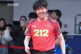 王楚钦拟被北大录取为研究生，总成绩86分，位列第一。北大回应: 他是奥运冠军，不用参加初试统考，是申请审核制视频封面