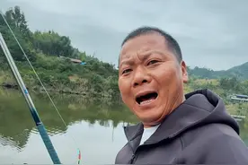 该断的都断了，这鱼快把我逼疯了，你们说到底是什么鱼#金秋垂钓季 #双十一的快乐是运动给的 #2024dou来钓鱼视频封面