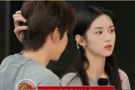 王源韩东君贴脸开大周也#王源 #周也 #韩东君视频封面