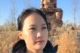 “铁公鸡”一毛不拔的由来，你知道吗#街头采访视频封面