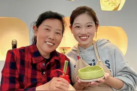 当怀孕九个月的外孙女想吃奶茶，春天的第一杯奶茶，一定要送给最爱的人。#潘姥姥 #奶茶 #记录真实生活 #记录我的农村生活视频封面