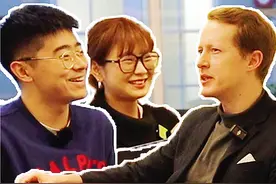 英国小哥因为梅西被网友狂喷一年！回复三个字网友直接破防… #自媒体 #足球#外国人说中文视频封面