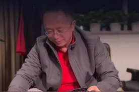 开箱男人梦寐以求的显卡，我嘴角的笑容比AK还难压 #红衣随手拍 #科技 #显卡 #开箱视频封面