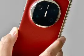 华为 Mate X6 评测：华为折叠屏史上超级更新！ #华为mateX6视频封面