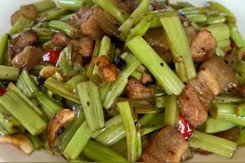 五花肉炒空心菜梗，香脆爽口好吃又下饭，做法简单又入味 #家常菜视频封面