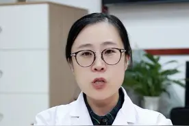 湿疹患者，少吃这两种食物，否则越吃越糟！ #硬核健康科普行动 #湿疹 #湿疹反复视频封面