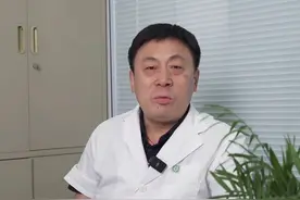 CT增强检查辐射剂量更大吗？什么时候时候做合适？ CT增强检查辐射剂量与普通CT相同，检查前需注意提前禁食、需要镇静，选择较粗的血管打针。#增强ct有什么危害  #增强CT #硬核健康科普行动   #首都儿研所武玉睿视频封面
