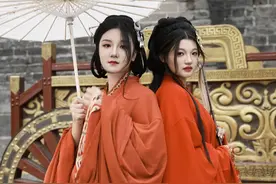 国庆穿红色汉服能有多惊艳 #给陌生人拍照 #战国袍 #战国袍的宿命感 #摄影教学 #汉服视频封面