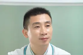 体温不到38.5度，能用退热栓吗？#医学知识科普 #健康科普 #儿童健康视频封面