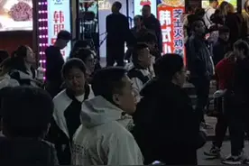 “越夜越精神”！
夜经济点燃城市新消费视频封面