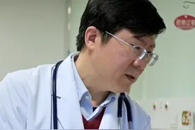 心脏术后要注意饮水量 #心外科医生张文龙 #山东省立医院心外科 #搭桥手术 #先心病视频封面
