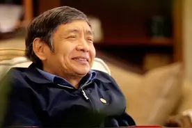 筑城
有很多人说，最近几年老王不务正业，不明白我想要做什么。其实我是要建一座城#驼人集团 #驼人产业新城 #生态圈 视频封面