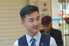 帅气都是假象，忙忙碌碌才是真 #想当行长的大堂经理#银行人#帅不过三秒视频封面