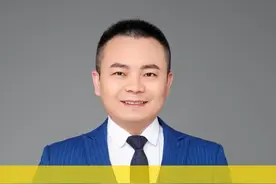 偷华为芯片技术14人全判了！罚金1350万背后，技术可能已流到国外？#掘金计划2025 #尊湃通讯 #华为芯片 #芯片技术 #科技视频封面