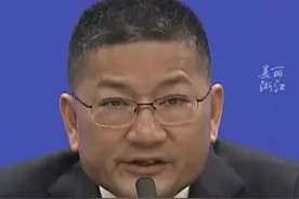 浙江省政府：加大带薪休假力度，年休假应休尽休，推广夫妻共享育儿假。#提振消费浙江在行动视频封面