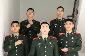 落手变装，武警兵哥申请出战！（江润、韦锦锋）#落手秀民族服饰有多帅 #落手秀视频封面