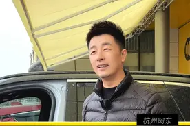 开了一年不到就要亏掉5万？美女粉丝觉得电车充电太麻烦所以要找我置换油车，大家觉得我给的价怎么样？#二手车 #收车实录 #蔚来ES6 #帅车阿东生活版 #国产新能源