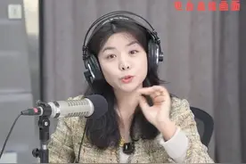 父母在孩子面前是什么角色？《润心家长大课堂》 特邀全国高级家庭教育指导老师，南京市德育工作带头人，南京市优秀青年教师，南京市教科研先进个人，南京市潭桥小学副校长 王蕾老师为大家解答视频封面
