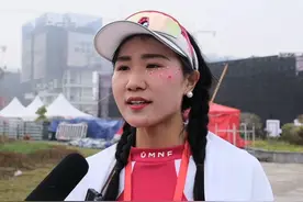 2025重庆垫江马拉松女子半马第一名冲线 #重庆垫江 #马拉松 #奔跑的力量#牡丹花开香约垫江视频封面