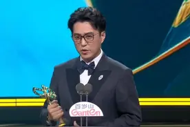恭喜#靳东  凭借《西北岁月》获得#第30届上海电视节  白玉兰奖最佳男主角！评委会赞扬他突破性地实现了革命家形象塑造的生活化，把伟人形象还原为可感可亲的艺术真实。#上海电视节