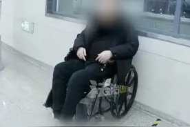 男乘客心脏突然不舒服下意识走到了警务室求助 民警联系120急救送医 网友：为乘客的自救意识点赞（记者：李越）#社会百态 #北京 #北京dou知道视频封面