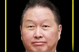 虽然这个女人一认识财阀就立马和老公离婚，但财阀坚信她对钱不感兴趣#财阀 #婚姻视频封面