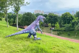 侏罗纪公园恐龙跑出来了,这是什么种类的恐龙? #侏罗纪世界视频封面