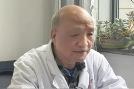 扁桃体大，呼吸粗，日常注意这两点#扁桃体肥大 #腺样体肥大 #鼻炎 #耳鼻喉名中医高仁虎 #中医调理视频封面