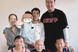 2米百家饭体验——关于百岁爷爷一家人的温馨日常，四世同堂其乐融融，这感觉可真好#2米百家饭体验#2米人间观察视频封面