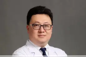 适当“饿一饿”，我们膝盖更健康寿命更长 #膝盖 #医学科普 # 医疗创造者培优计划 #硬核健康科普行动  #骨科 @徐思越医生 视频封面