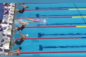 女子4x100混合接力预赛中国队抢跳出局，张雨霏失去包揽7金的机会，还是上前暖心安慰队友。#杭州亚运会 #张雨霏视频封面