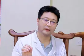 切掉乳房预防乳腺癌，是否建议这样做？ #卵巢切除 #乳腺癌 #关注乳腺健康 #健康科普 视频封面