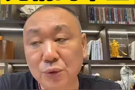 钓草鱼小草鱼闹窝是好还是坏#钓鱼 #户外钓鱼 #钓鱼知识 #钓草鱼 视频封面