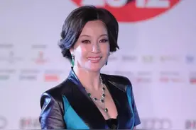 为什么74岁刘晓庆，突然被那么多年轻人追捧？ #刘晓庆 #哪吒 #一代人的回忆 #人物故事 #正能量视频封面