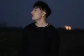 爱和真诚要用行动表达 #土坡上的狗尾巴草 #看见音乐计划  #内容启发搜索视频封面