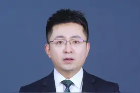 幼师作品获奖被未参与同事挤掉署名 戳破职场潜规则的泡沫 #幼师作品获奖被未参与同事挤掉署名 #戳破职场潜规则的泡沫  #福建福州  #园长回应幼师作品获奖被同事挤掉署名视频封面