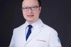 胆囊结石和胆囊炎到底是什么关系？ 胆结石和胆囊炎的关系#抖出健康知识宝藏 #抖音知识年终大赏 #医学科普 #胆结石 #胆囊炎视频封面
