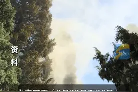未来四天（3月23日至26日），全国各地气温继续攀升，最高气温超30℃的范围不断扩大，黄淮、江淮、江南北部一带可能出现破纪录的暖热。晴朗干燥天气下，全国多地正处于花粉过敏高发时期，建议敏感人群最好避开10时至17时这一花粉浓度较高时段进行户外活动。#花粉过敏#升温视频封面
