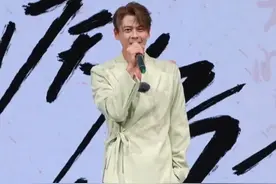 郭品超：重新介绍一下自己，我是#来自山东泰安的郭品超