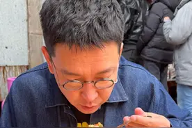 成都无门头神店，藏在菜市场，火了30年？#柴大官人聊品牌 #餐饮 #苍蝇馆子 #豆腐脑花视频封面