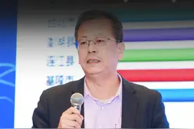 乘联会秘书长崔东树：发展新能源车一定要发展纯电车#抖音汽车 #dou是好车 #崔东树 #新能源汽车视频封面