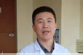 全膝关节置换手术后第一天，下床活动有哪些注意事项？#全膝关节置换术 #硬核健康科普行动  #全膝关节置换康复训练 @抖音创作小助手视频封面