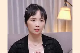 肺癌术后早期 有高危因素，需要吃靶向药预防复发吗？ #肺癌 #医学科普 #硬核健康科普行动  #靶向治疗 #协和董晓荣视频封面