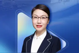 全球首艘弹射型两栖攻击舰四川舰，会否变身无人机航母？视频封面