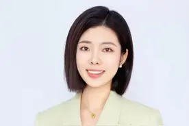 村干部回应博主包塘抓鱼遭哄抢#村干部回应博主包塘抓鱼遭哄抢 #鱼塘 #网红李维刚视频封面